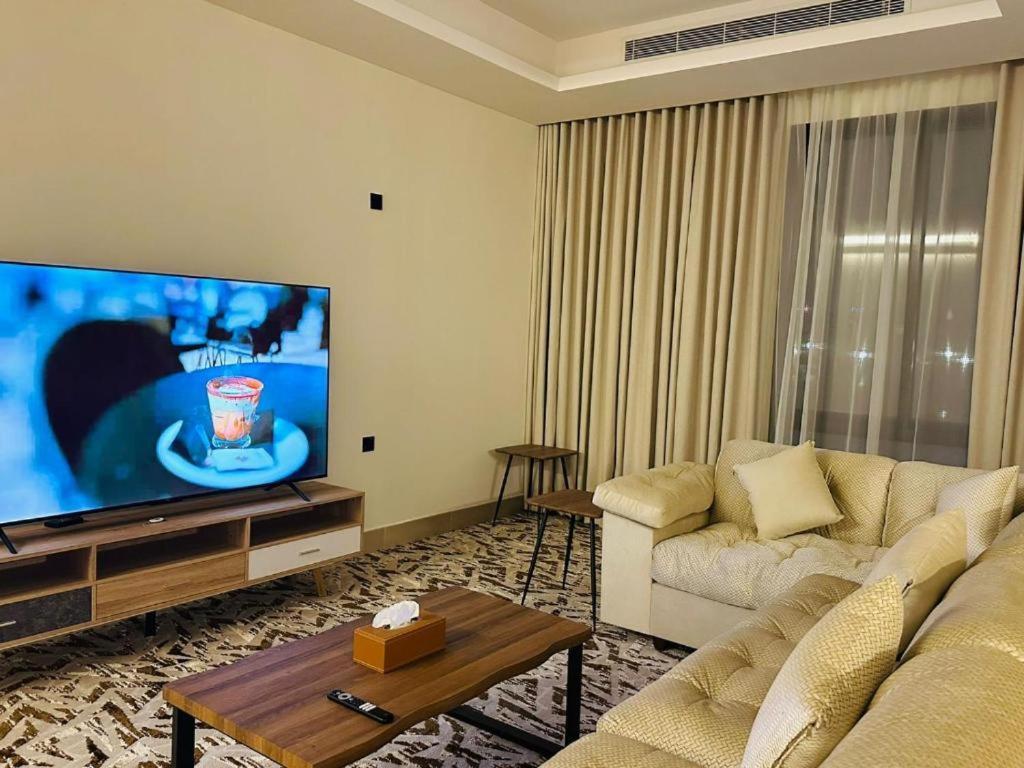 Boulevard Apartment *